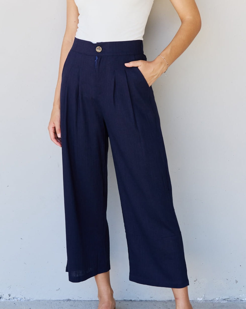 In The Mix Pleated Linen Pants | Dark Navy