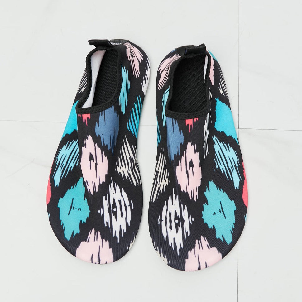 On The Shore Water Shoes | Multi Colors