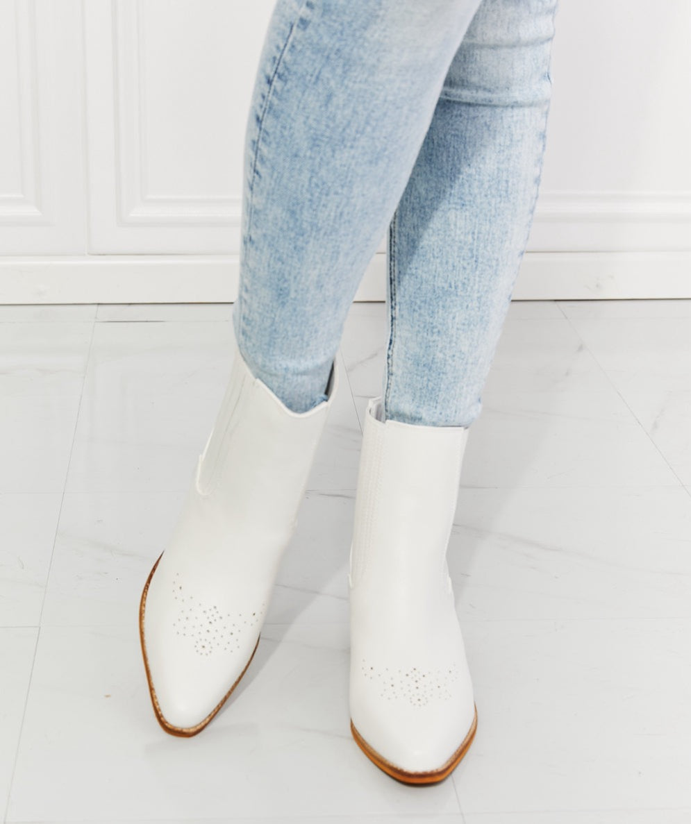 Love the Journey Chelsea Boots | White