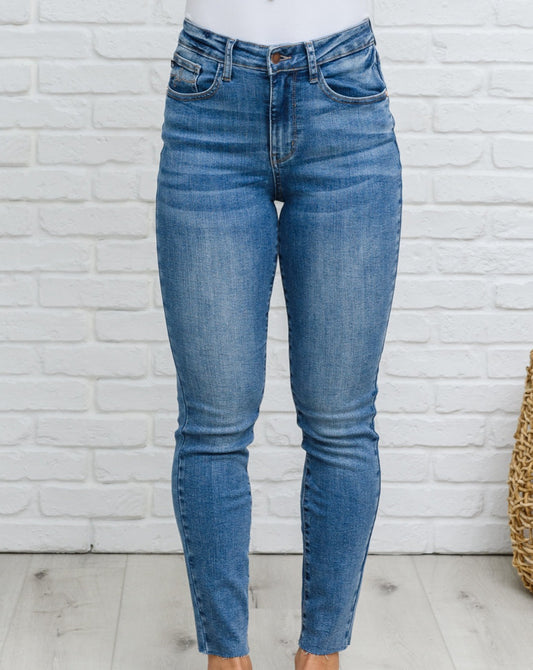 Becca Hi-Waisted Relaxed Jeans | Judy Blue - Bella Lia Boutique