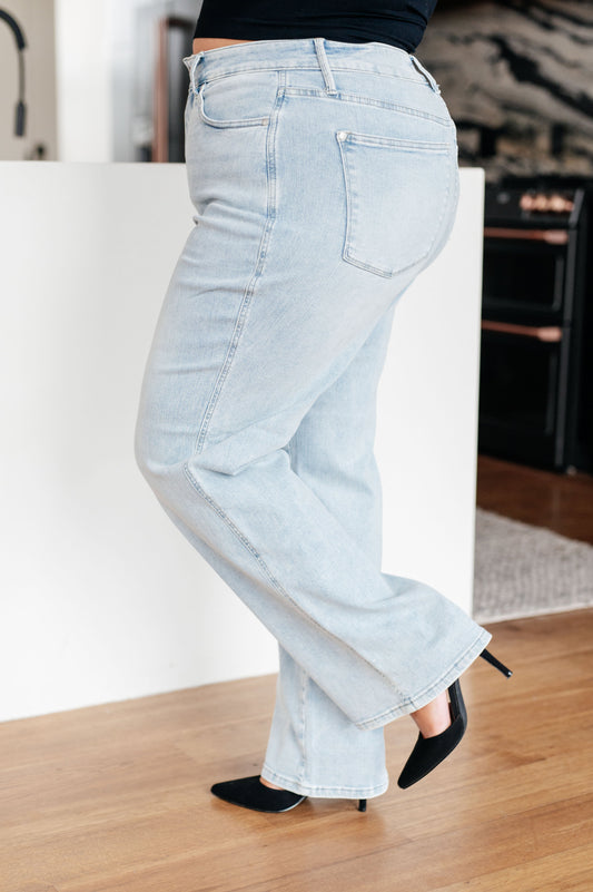 Brooke High-Rise Control Top Vintage Wash Straight Jeans | Judy Blue