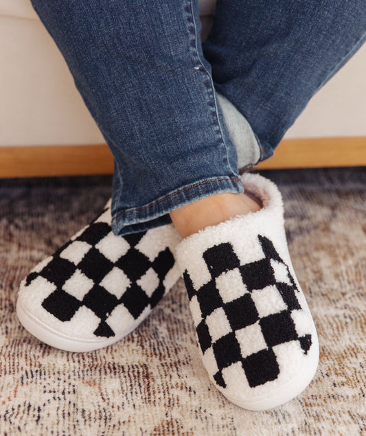 Checked Out Slippers | Black