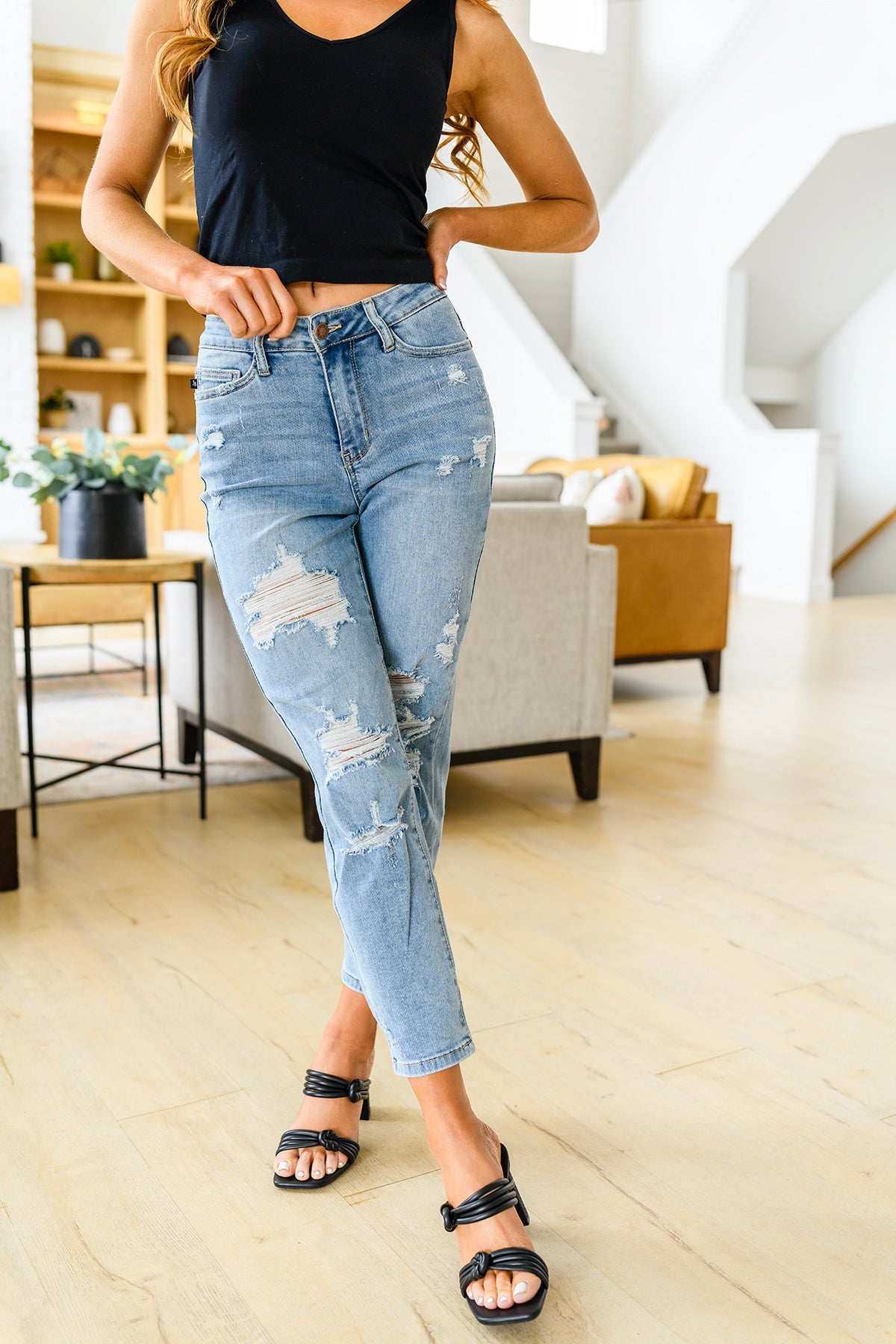 Florence High Waist Destroyed Boyfriend Jeans | Judy Blue - Bella Lia Boutique