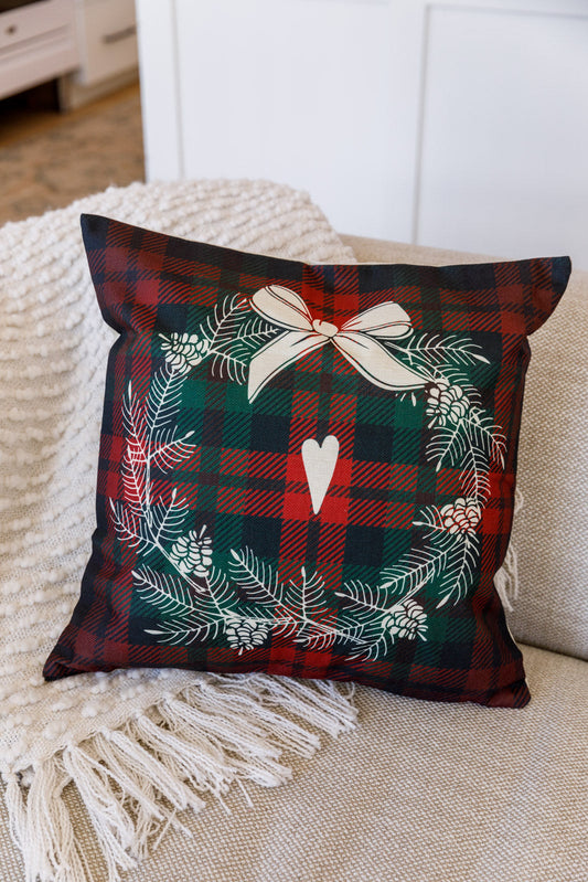 Holiday Wreath Pillow Case - Bella Lia Boutique