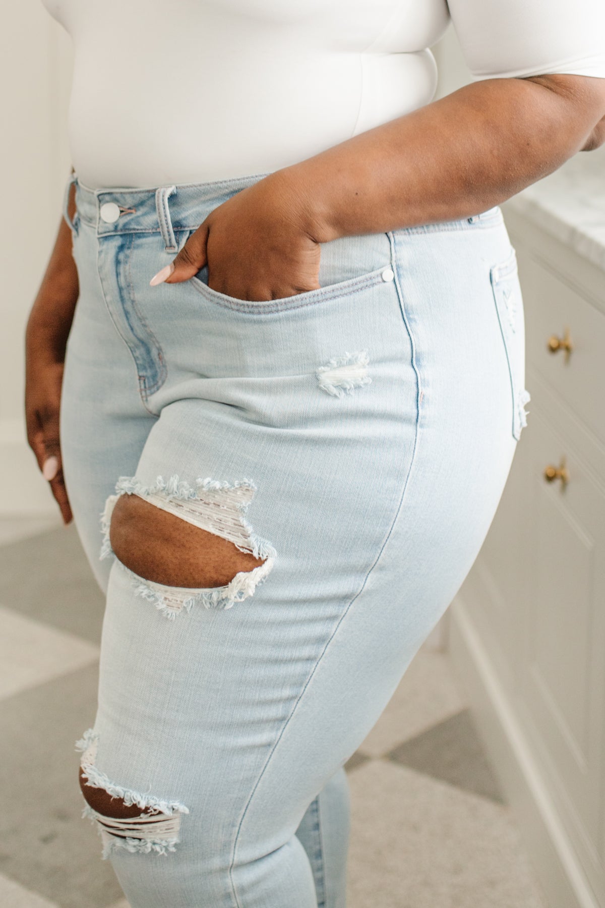 Super Light Destroyed Boyfriend Jeans | Judy Blue