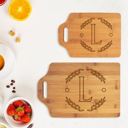 Personalized Wreath Cutting Board - Bella Lia Boutique