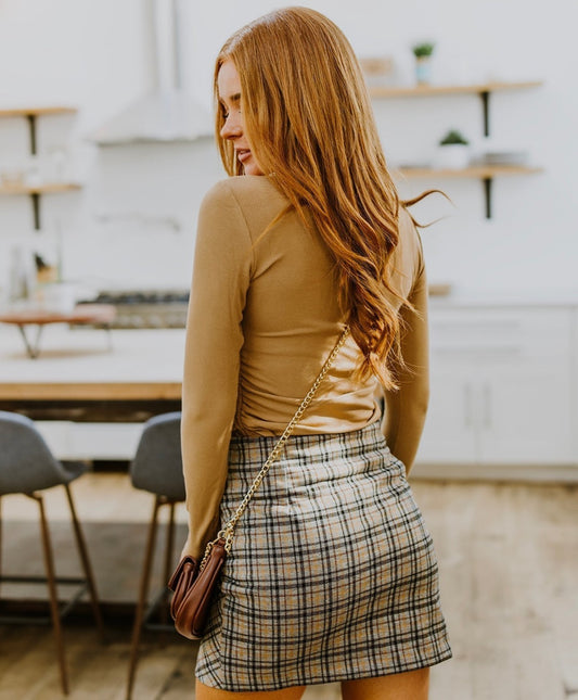 Hold Me Tight Ribbed Top | Tan