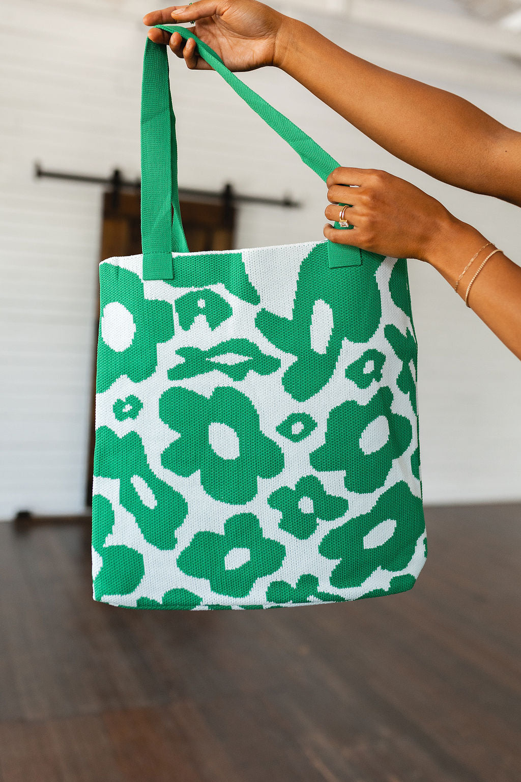 Lazy Daisy Knit Bag | Green