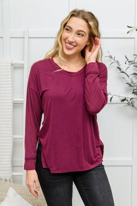 Knit Top With Pocket | Burgundy - Bella Lia Boutique