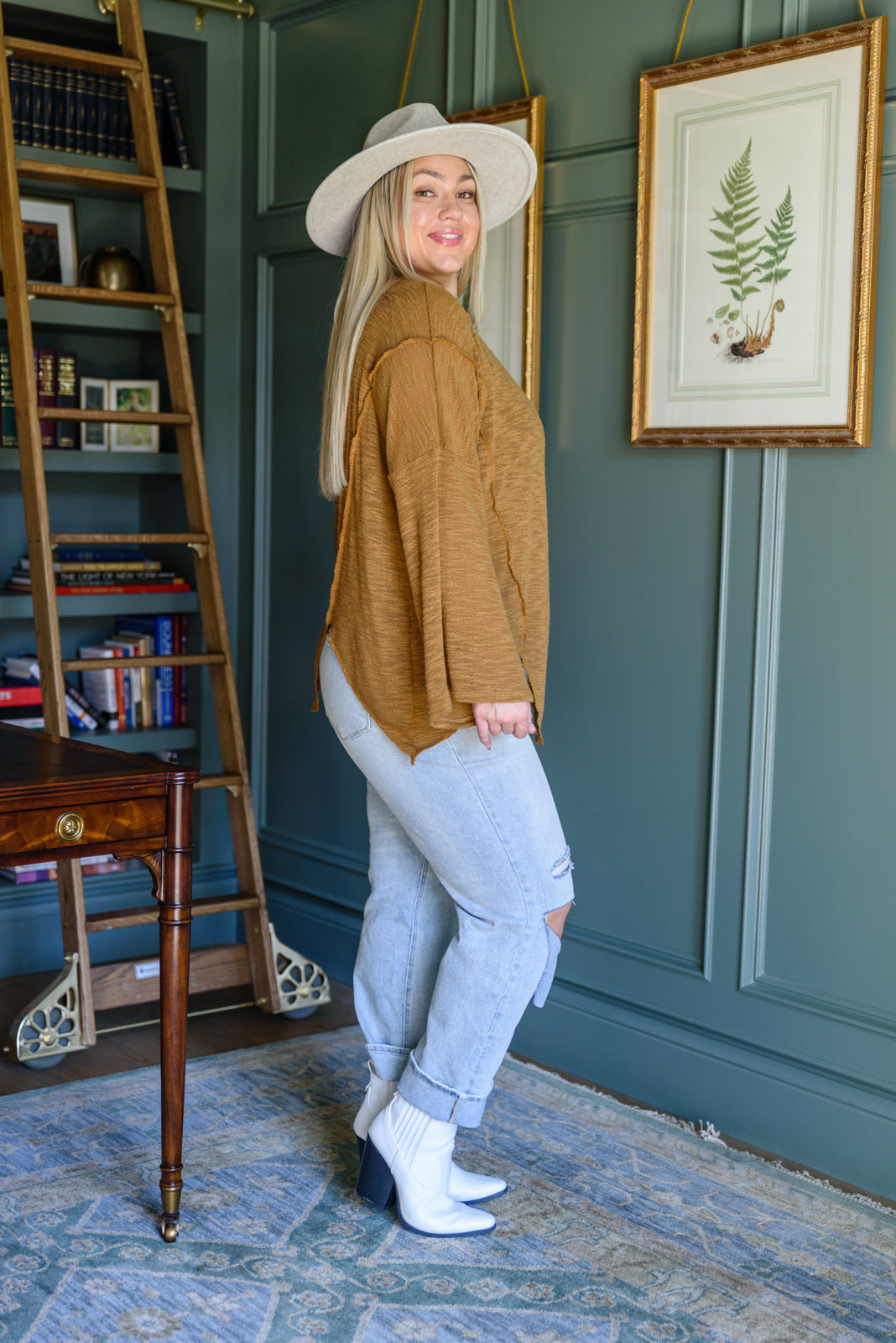 Maximize My Style Lightweight Sweater - Bella Lia Boutique