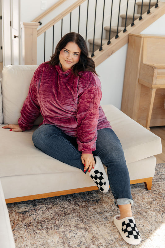 Checked Out Slippers | Black