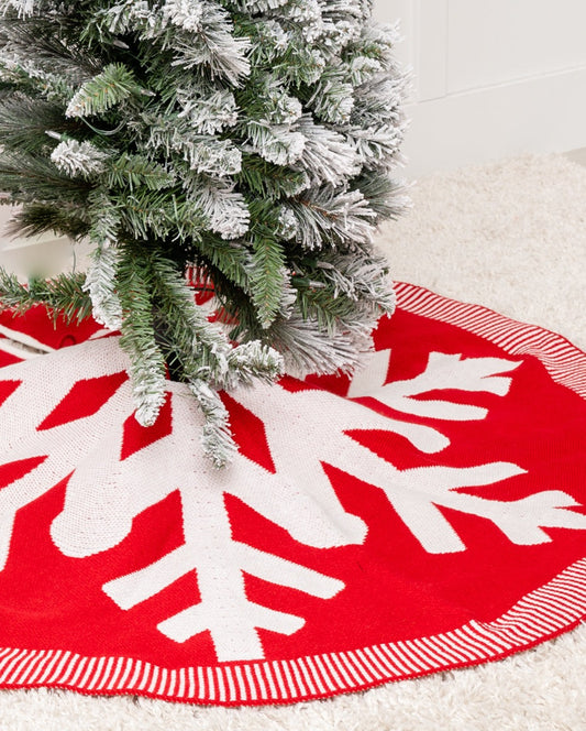 Snowflake Knit Tree Skirt - Bella Lia Boutique