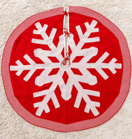 Snowflake Knit Tree Skirt - Bella Lia Boutique