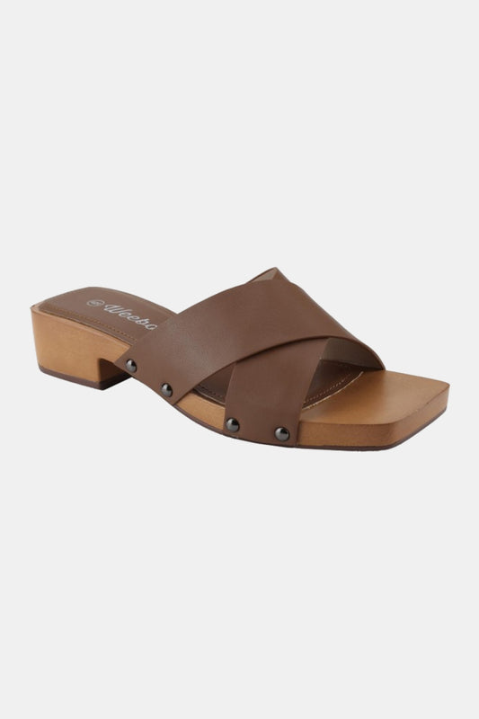 Step Into Summer Sandals | Brown