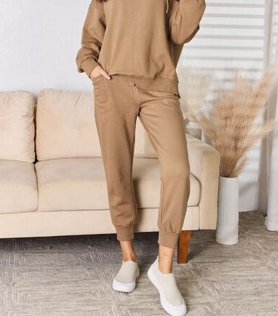 Alayna High-Rise Relaxed Joggers | Mocha