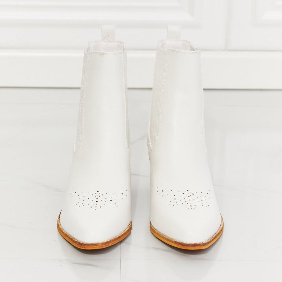 Love the Journey Chelsea Boots | White
