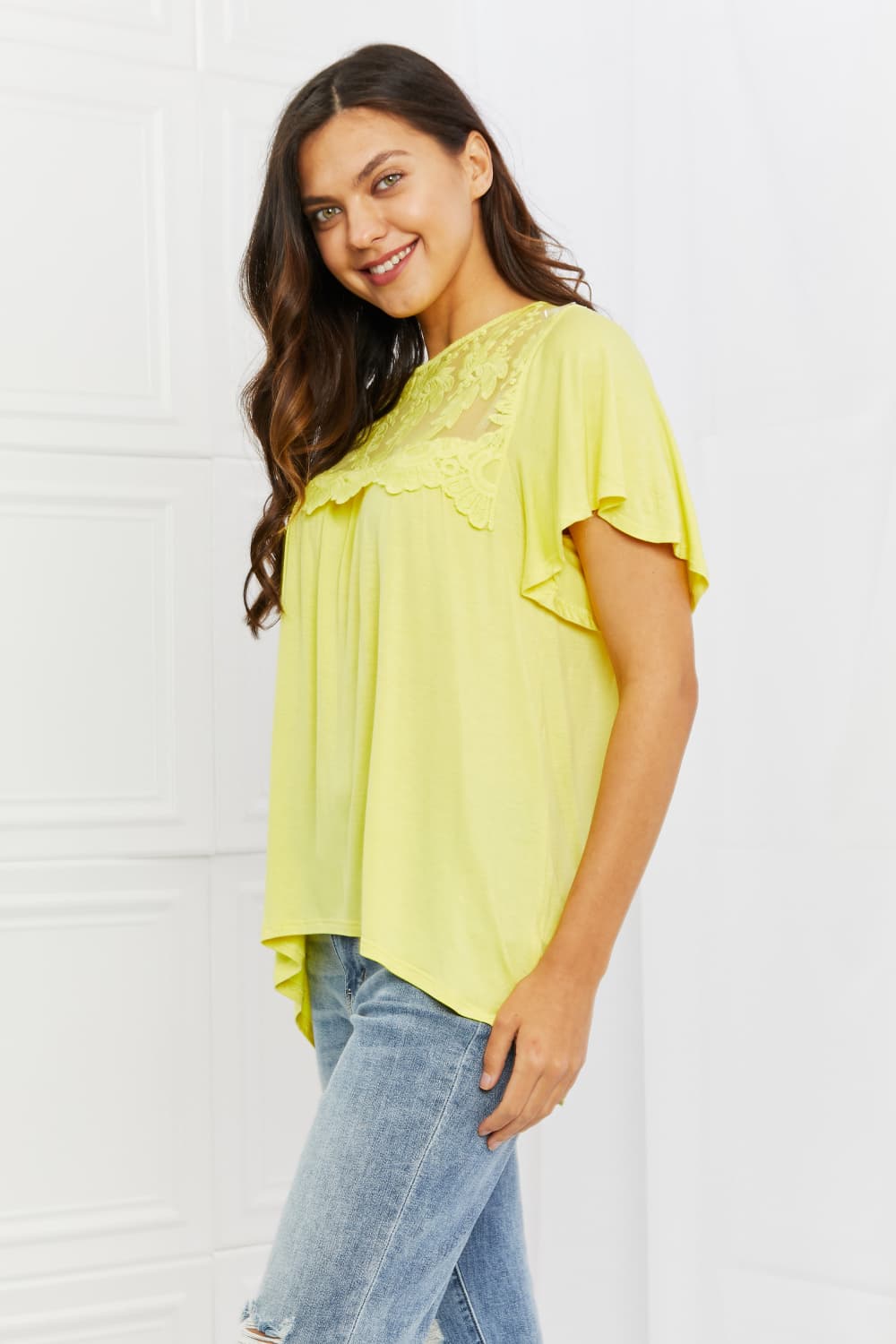 Ready To Go Lace Top | Yellow Mousse