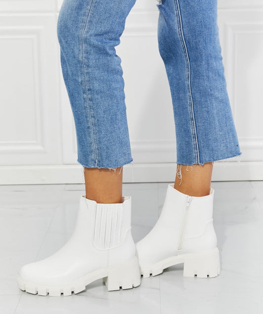 What It Takes Chelsea Boots | White