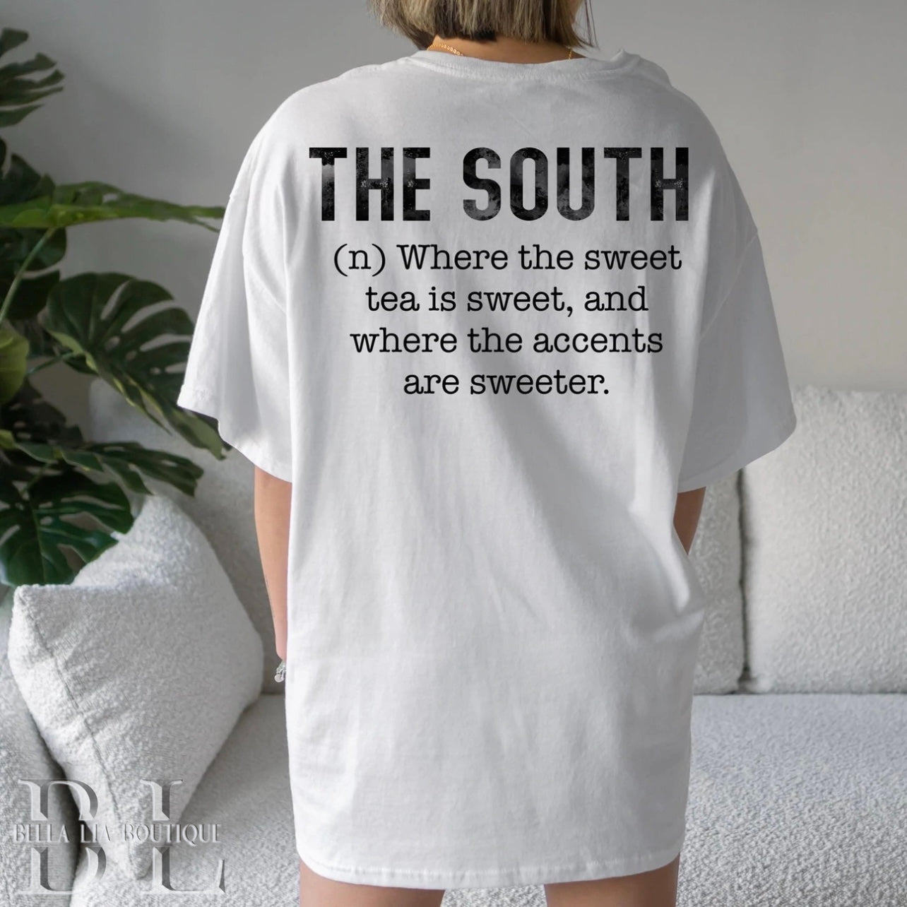The South Graphic Tee or Sweatshirt - Bella Lia Boutique
