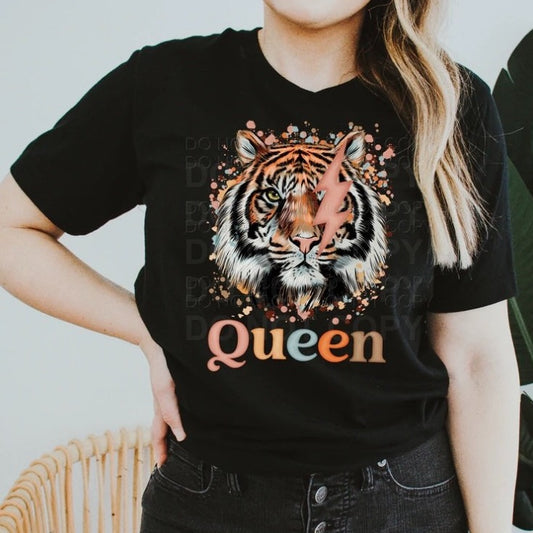 Queen Graphic Tee or Sweatshirt - Bella Lia Boutique