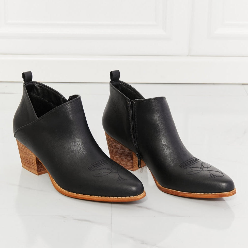 Trust Yourself Embroidered Cowboy Booties | Black
