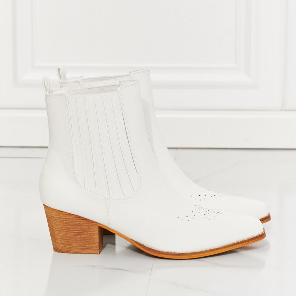 Love the Journey Chelsea Boots | White