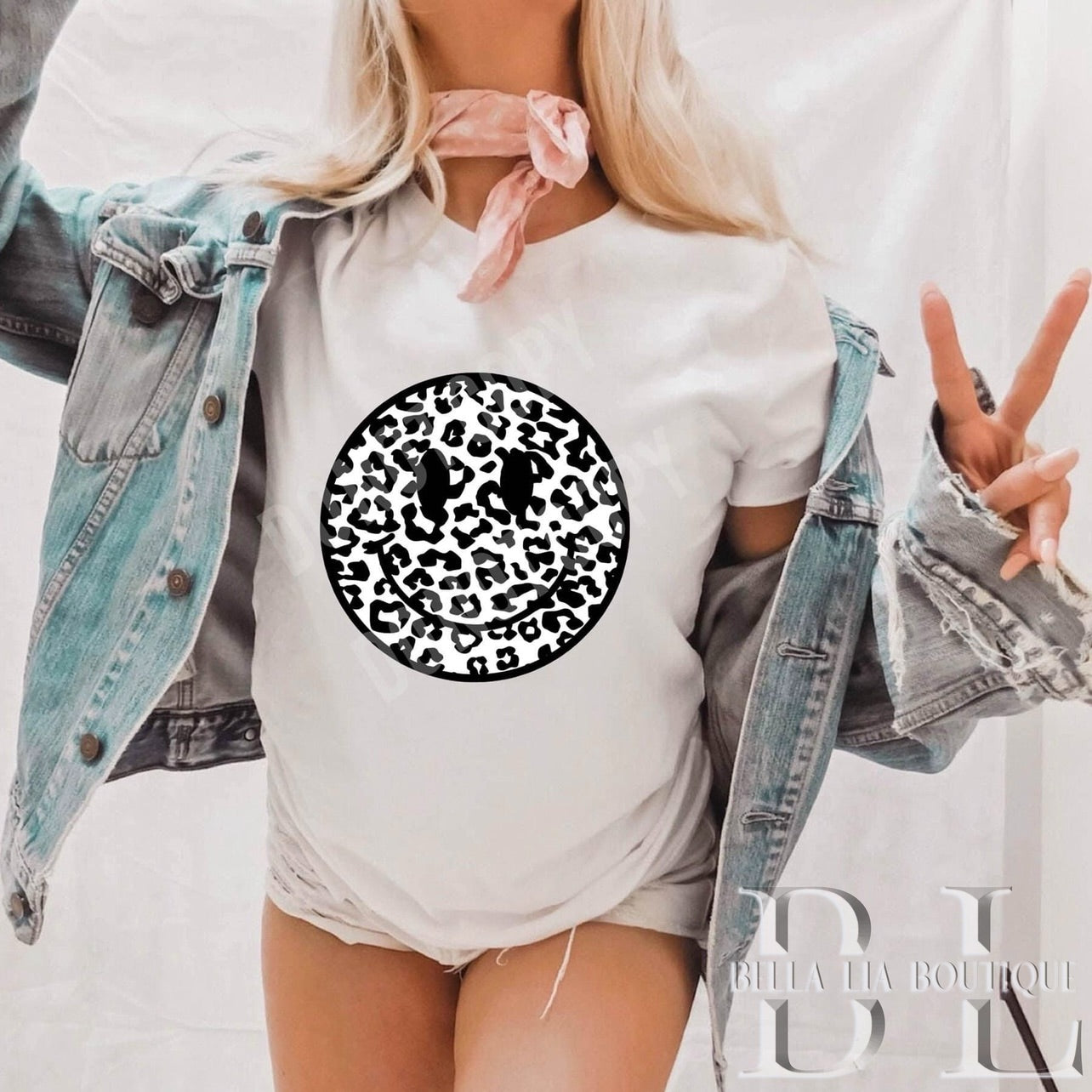 Leopard Smiley Graphic Tee or Sweatshirt - Bella Lia Boutique