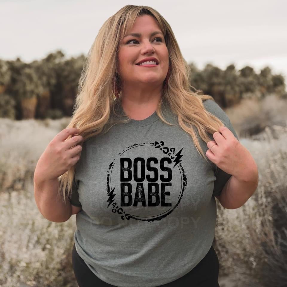 Boss Babe Tee or Sweatshirt - Bella Lia Boutique