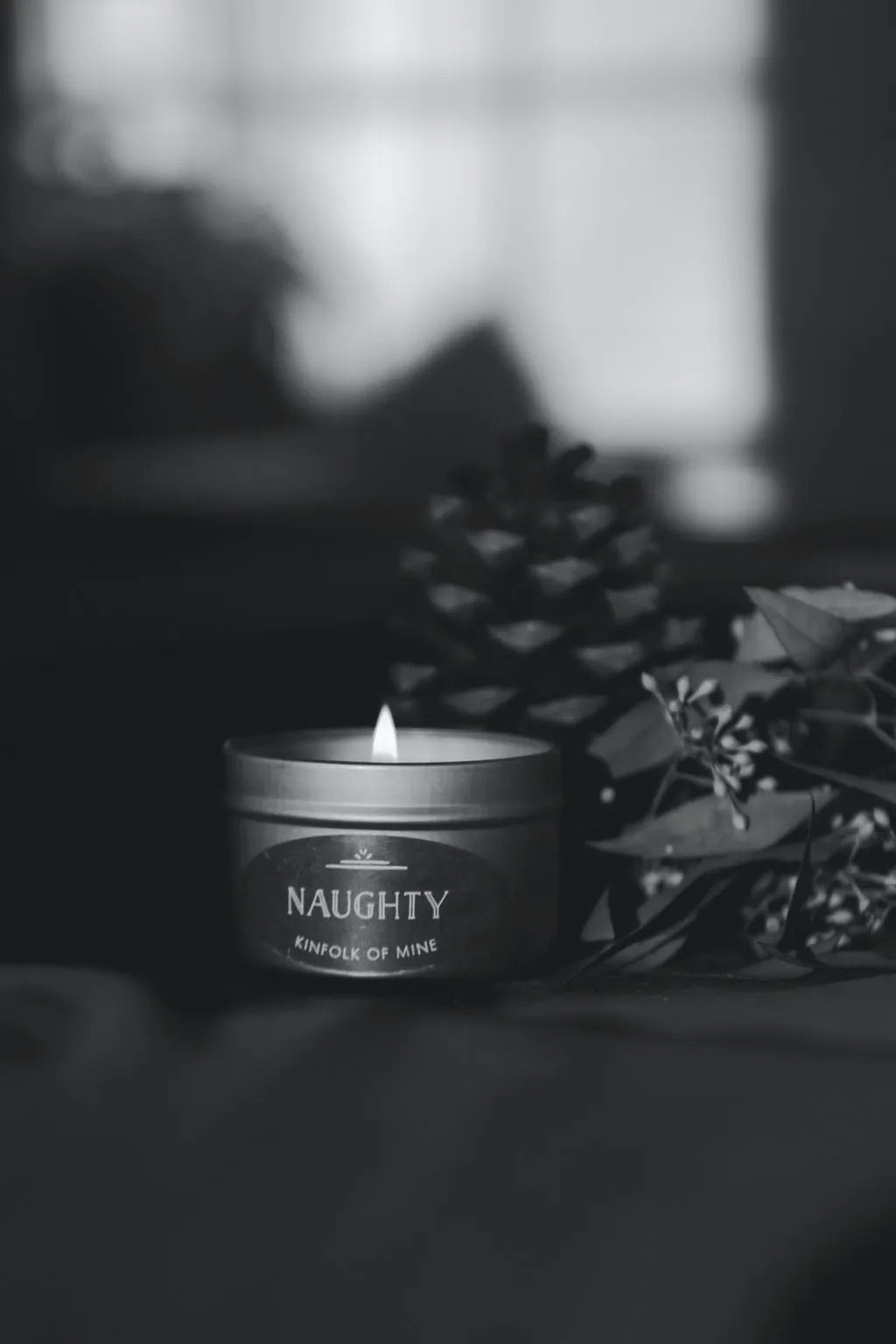 Naughty Or Nice? Soy Candle | 4oz - Bella Lia Boutique